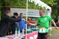 09.05.2015, xkvx, Crosslauf, 43. GutsMuths-Rennsteiglauf, v.l. Wolf Jurkschat am Verpflegungspunkt PossenrÃ¶der Kreuz Foto: Kevin Voigt