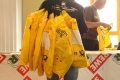 21.05.2016, xkvx, Crosslauf, Startnummerausgabe Oberhof - 44. GutsMuths-Rennsteiglauf, v.l. Sportler / Laeufer / Wanderer holen Ihre Startunterlagen bzw. Startnummern im Haus des Gastes in Oberhof ab 21.05.2016, xkvx, Crosslauf, Startnummerausgabe Oberhof - 44. GutsMuths-Rennsteiglauf, v.l. Sportler / Laeufer / Wanderer holen Ihre Startunterlagen bzw. Startnummern im Haus des Gastes in Oberhof ab